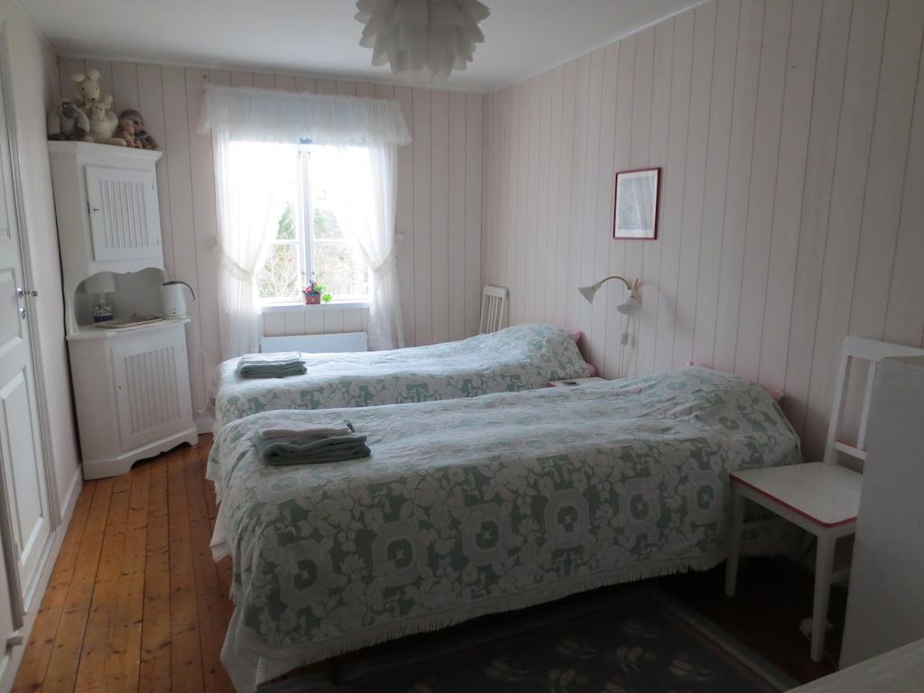 Sparrens Bed And Breakfast Fiskesa Szoba fotó